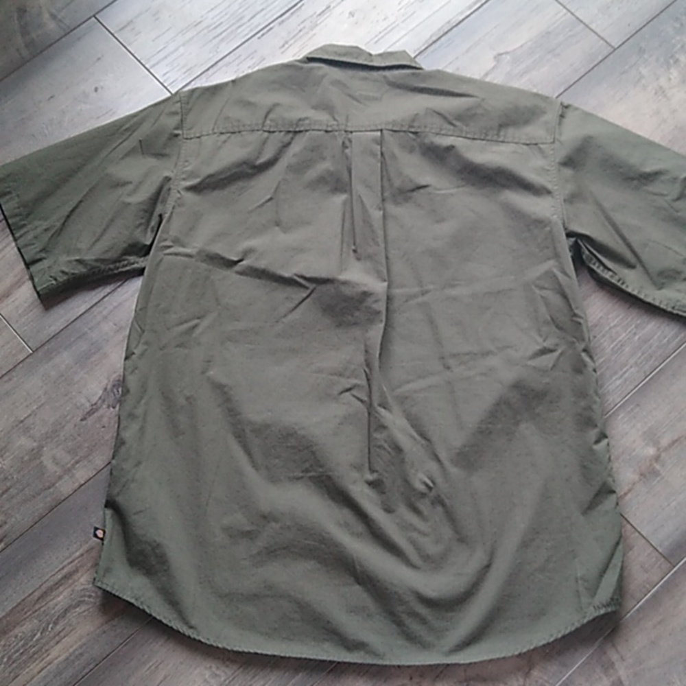 DICKIE RELAXED FIT SHORT SLEEVE SHIRT SIZE L MEN GREEN - Picture 12 of 13